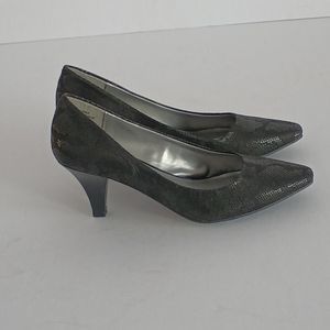 KAREN SCOTT Womens Meaggann Pointed Toe Block Heel Slip On Pumps Shoes 6…